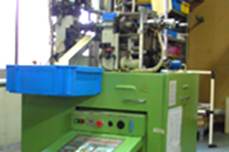 ユニット巻線機　BASIS